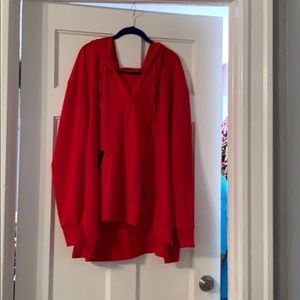 Livi active hooded sweatshirt with front pocket